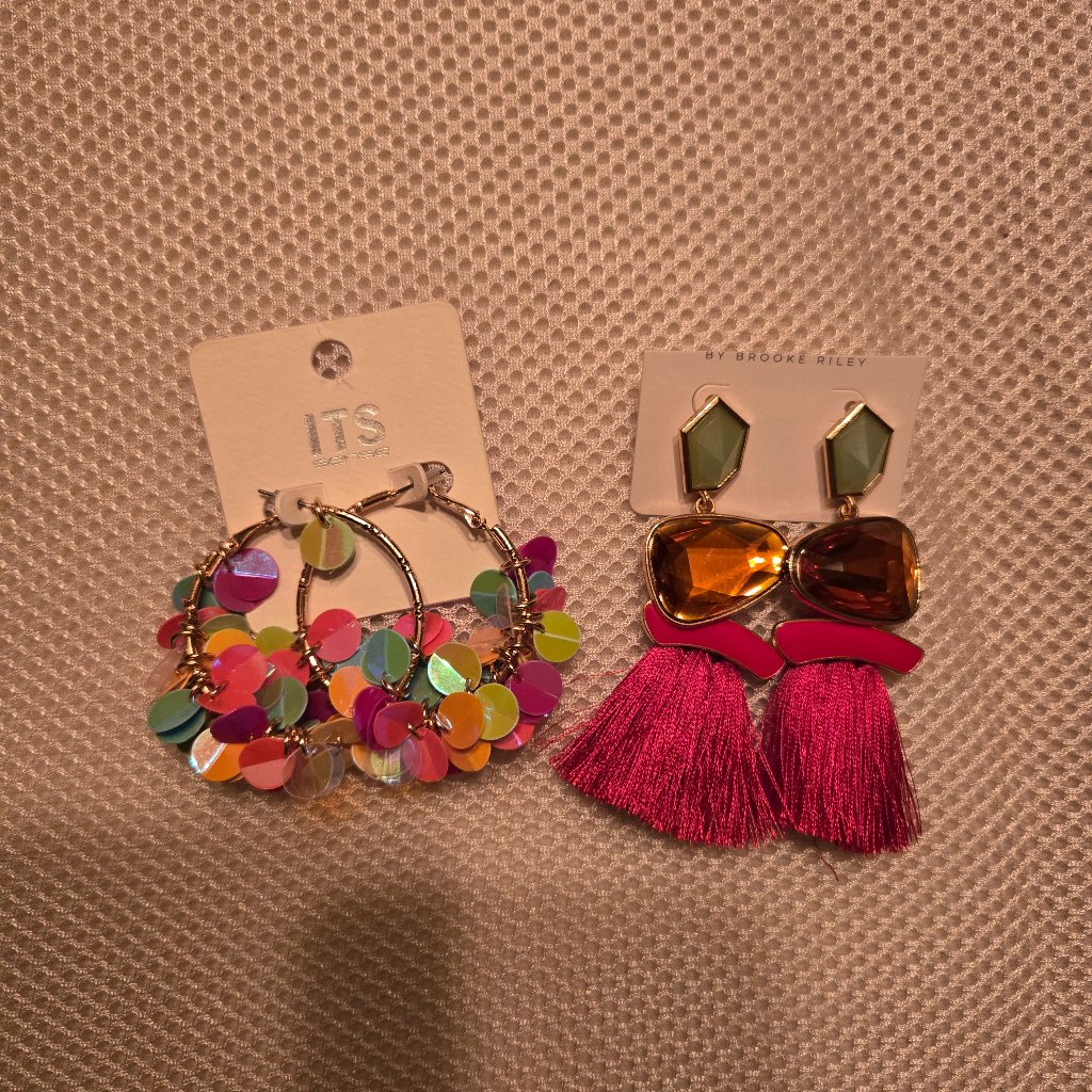 2 Pairs Of New Earrings , Cute Pieces For Spring/Summer